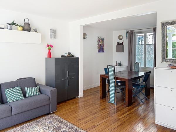 Une maison de famille avec jardin, à quelques minutes de Paris