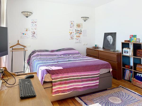 Une maison de famille avec jardin, à quelques minutes de Paris