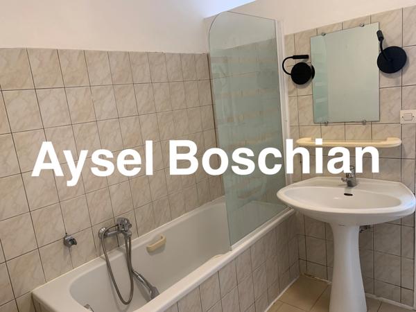APPARTEMENT LUMINEUX -3 CHAMBRES - 94M2-  LONGWY-HAUT- PROCHE FRONTIERES ET COMMERCES