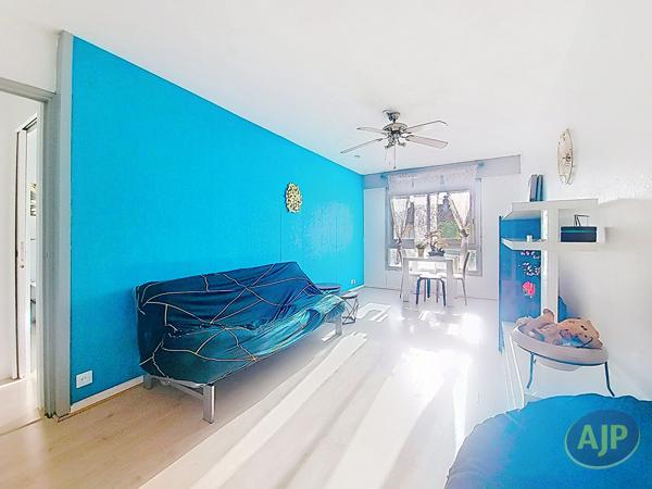 Appartement à vendre Bordeaux - 2 pièces, 40m² avec 1 chambre(s) à 203 500€ - AJP Immobilier Bordeaux Saint-Augustin