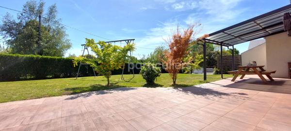 Vente Maison224 m² - 8 Pièces - SAINT PAIR SUR MER (50380)