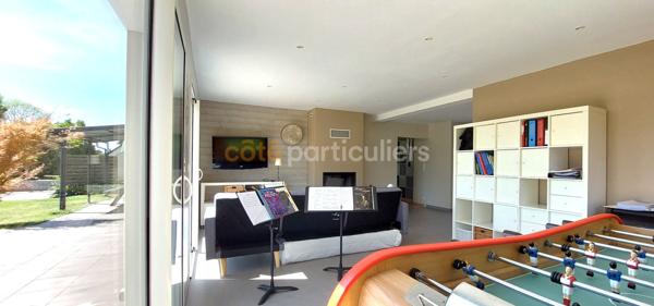 Vente Maison224 m² - 8 Pièces - SAINT PAIR SUR MER (50380)