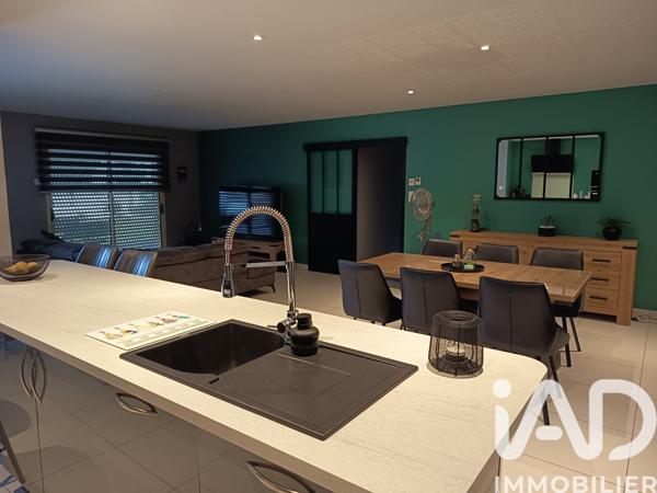 Maison à vendre 5 pièces 112 m² Doué-en-Anjou