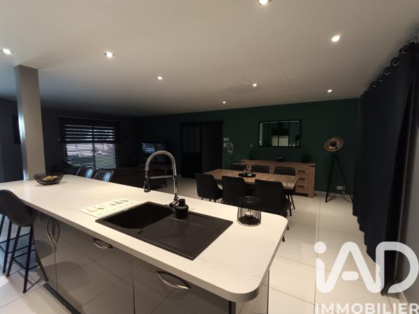 Maison à vendre 5 pièces 112 m² Doué-en-Anjou