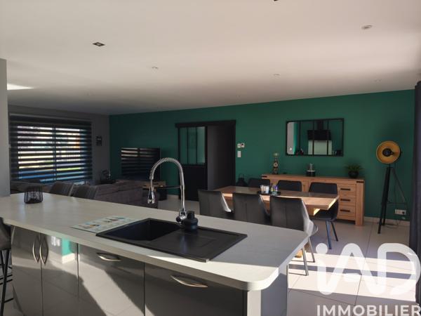 Maison à vendre 5 pièces 112 m² Doué-en-Anjou