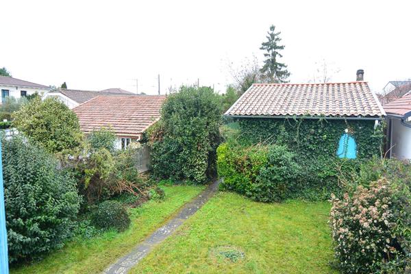 Maison familiale d'environ 118m² VILLENAVE D ORNON