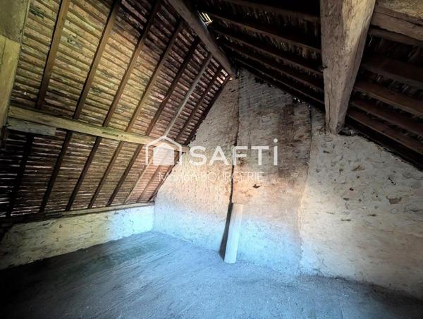 Maison de bourg 62 m² à rénover avec dépendance et jardin