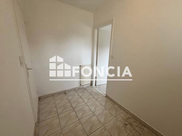 Location Maison 6 pièces 104.96 m² - 1 RUE DE TOULBROC'H Plougoumelen 56400