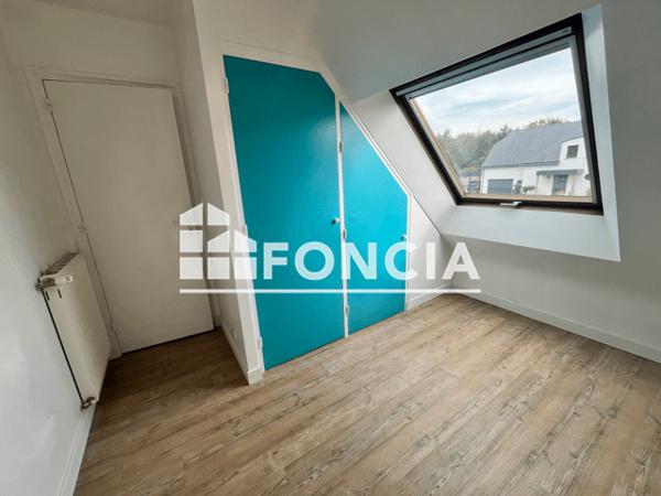 Location Maison 6 pièces 104.96 m² - 1 RUE DE TOULBROC'H Plougoumelen 56400
