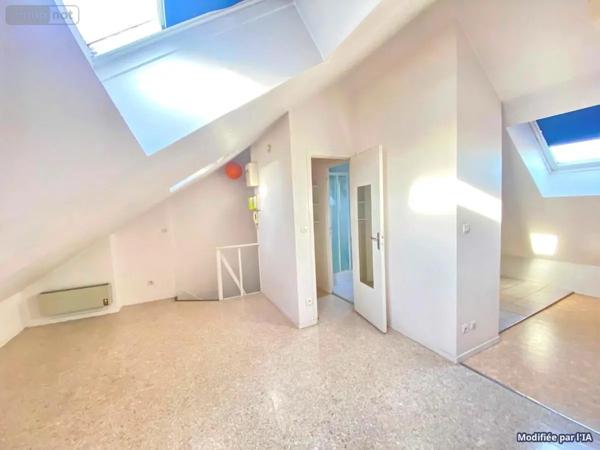 Location - Appartement Reims 51100 1 pièce 37 m 2
