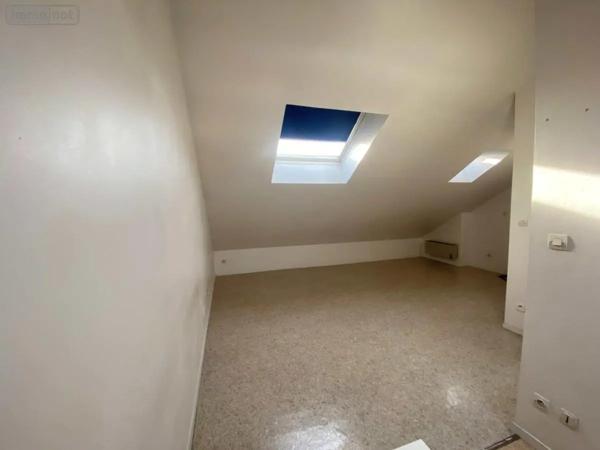 Location - Appartement Reims 51100 1 pièce 37 m 2