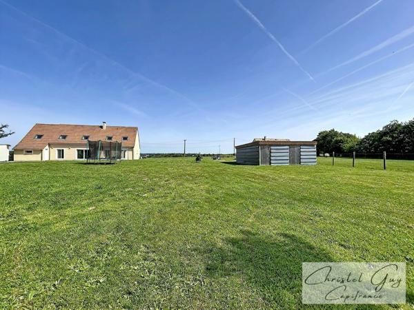 Grande maison familiale à vendre DPE B – 242 m², 8 chambres, terrain de 3 589 m² à 30 min du Mans (72)
