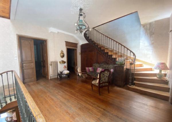 Maison 7 pièces - 184 m² Exclusivité efficity