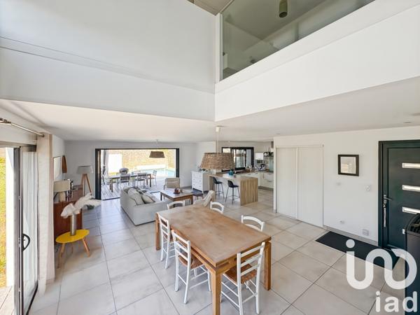 Maison à vendre 8 pièces 154 m² Plouhinec