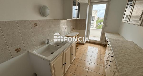 Location Appartement 2 pièces 54.25 m² - Saint-germain-en-laye 78100