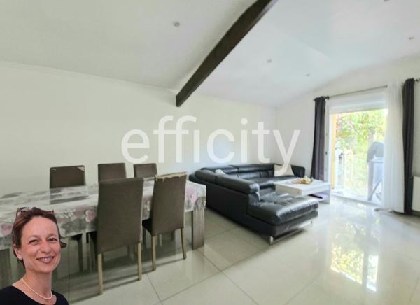 Maison
         6 pièces
        - 110 m² 329 000 € *