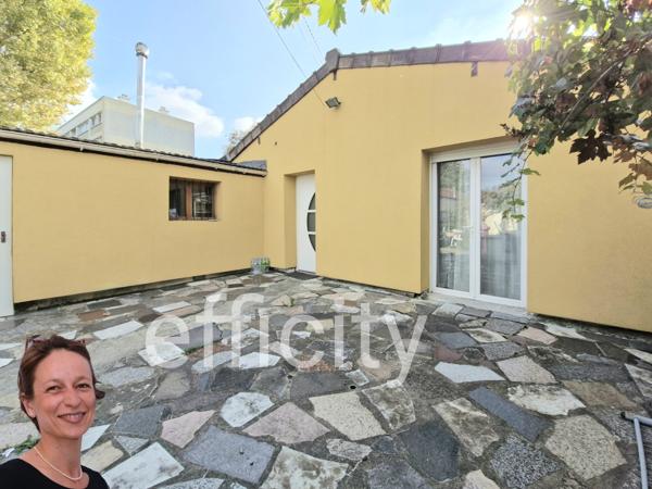 Maison
         6 pièces
        - 110 m² 329 000 € *