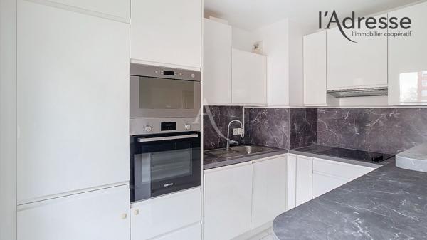 PUTEAUX/ MOULIN - BERGERES Appartement 3 pièces 57m² avec balcon et parking