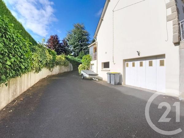 Maison à vendre  6 pièces - 131 m 2   CHATELAUDREN  - 22