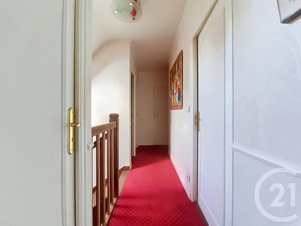 Maison à vendre  6 pièces - 131 m 2   CHATELAUDREN  - 22