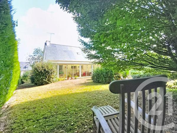 Maison à vendre  6 pièces - 131 m 2   CHATELAUDREN  - 22