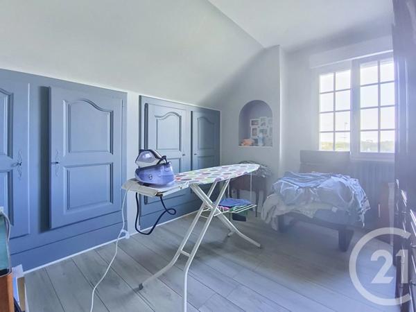 Maison à vendre  6 pièces - 131 m 2   CHATELAUDREN  - 22