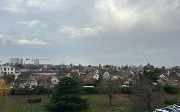 Appartement à vendre    3 pièces • 67,78 m2 Ris-Orangis