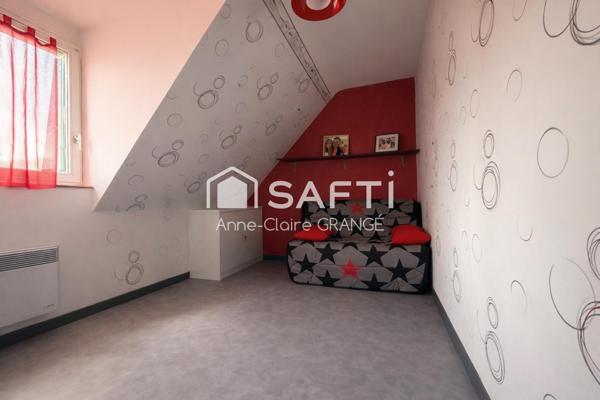 BIEN RARE avec fort potentiel + HANGAR 200 m² + SPA + EXTÉRIEURS SOIGNÉS – Sillé-le-Guillaume