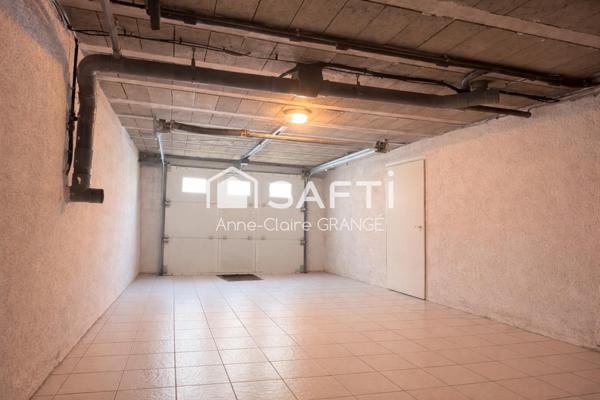 BIEN RARE avec fort potentiel + HANGAR 200 m² + SPA + EXTÉRIEURS SOIGNÉS – Sillé-le-Guillaume