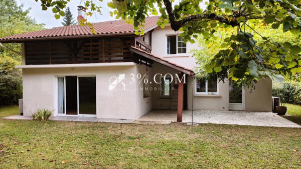 Maison 7 pièce(s) 6 chambre(s) 165 m²