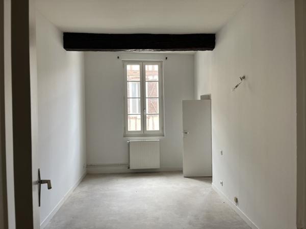 Immeuble à vendre |  Mirande |  496 m²