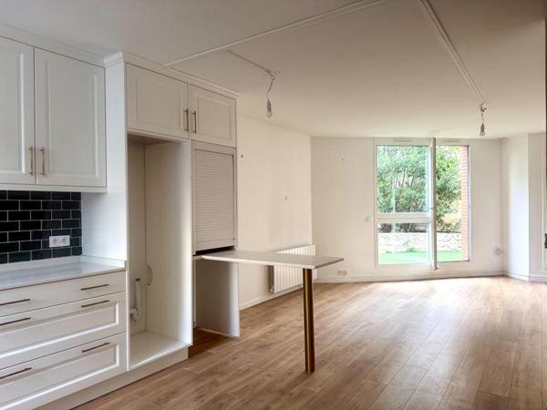 Une vraie maison avec jardin et parking  au prix d'un appartement