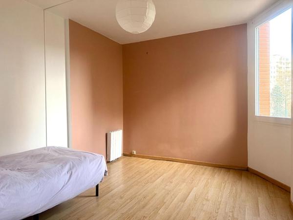 Une vraie maison avec jardin et parking  au prix d'un appartement