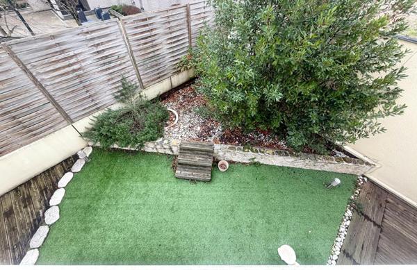 Une vraie maison avec jardin et parking  au prix d'un appartement