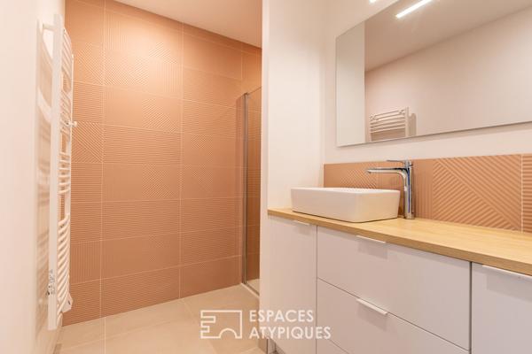 L’Insoupçonnable: maison rénovée et son locatif