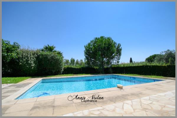 Maison d’architecte d’exception à vendre à Montpellier (34), 203 m2 hab., sur les hauteurs avec jardin et piscine.