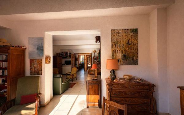 Maison à vendre    8 pièces •  Carcassonne