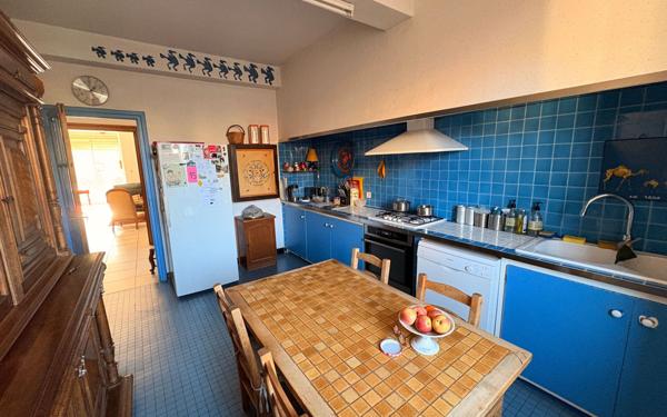 Maison à vendre    8 pièces •  Carcassonne