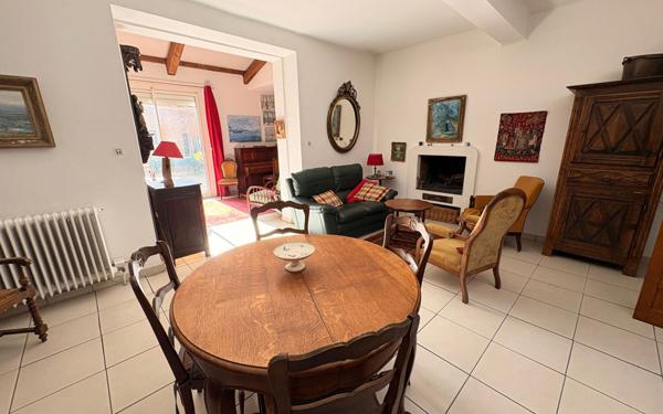 Maison à vendre    8 pièces •  Carcassonne