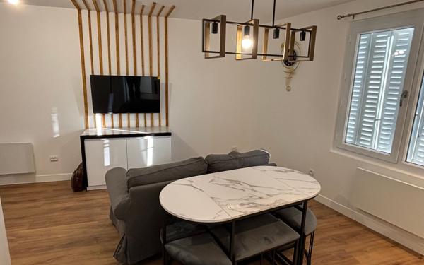 Appartement à louer    3 pièces • 42,89 m2 Attignat