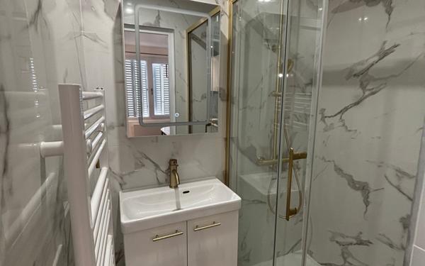 Appartement à louer    3 pièces • 42,89 m2 Attignat