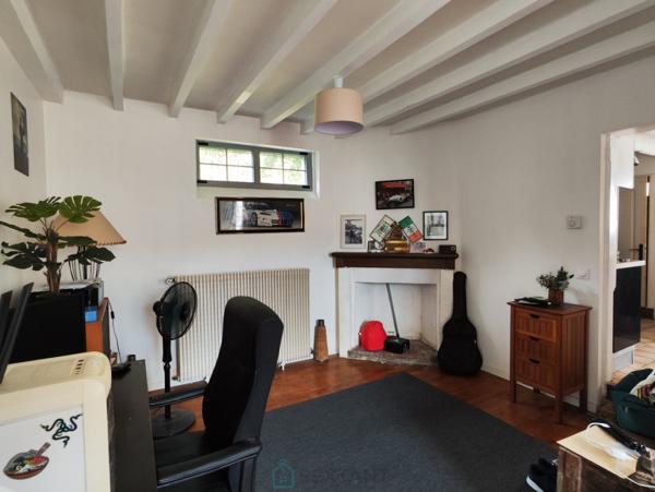Maison de 112 m² avec dépendances, à 2 pasdu centre ville de Lisieux