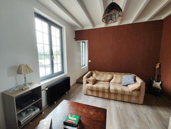 Maison de 112 m² avec dépendances, à 2 pasdu centre ville de Lisieux