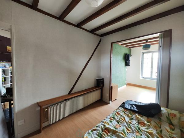 Maison de 112 m² avec dépendances, à 2 pasdu centre ville de Lisieux
