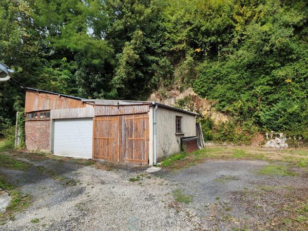Maison de 112 m² avec dépendances, à 2 pasdu centre ville de Lisieux