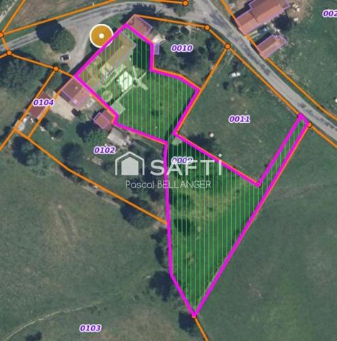 Découvrez cette charmante maison de 6 pièces à Servant (habitable de suite), offrant une surface habitable de 132 m² sur un vaste terrain de 2930m²