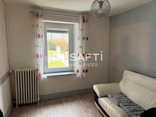 Découvrez cette charmante maison de 6 pièces à Servant (habitable de suite), offrant une surface habitable de 132 m² sur un vaste terrain de 2930m²