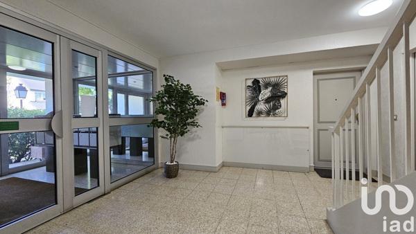 Studio 1 pièce de 19 m² à Saint-Nom-la-Bretèche (78860)