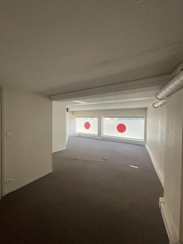 REF 12387-  6 RUE PIERRET - LOCAL COMMERCIAL