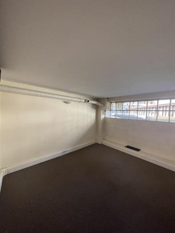 REF 12387-  6 RUE PIERRET - LOCAL COMMERCIAL